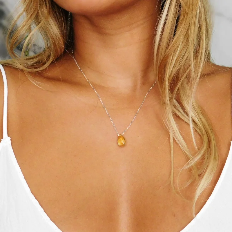 Ladies necklaces trillion cut styles-Minimalist Citrine Drop Necklace