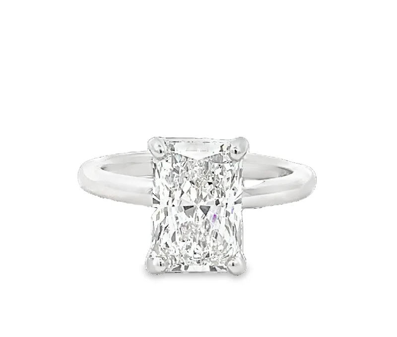 Ladies engagement rings ceramic halo styles-LAB GROWN RADIANT & ROUND DIAMONDS 3.27ctw SOLITAIRE ENGAGEMENT RING