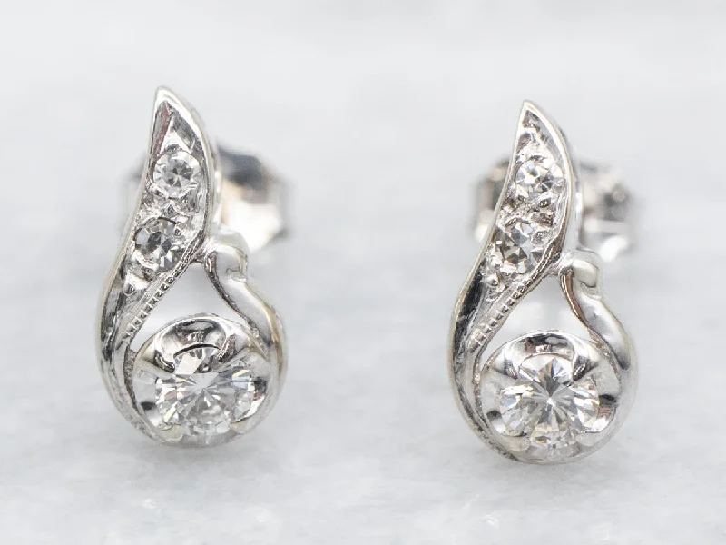 Ladies earrings Halloween theme earrings-Retro White Gold Diamond Stud Earrings